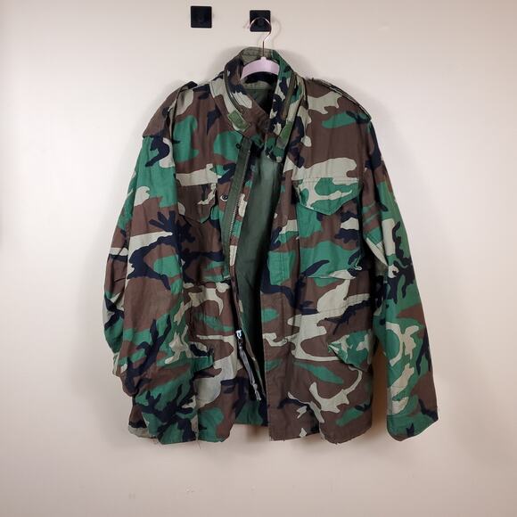 Army Surplus Cold Weather Field Full Zip Coat in Camo Size L - Picture 1 of 12